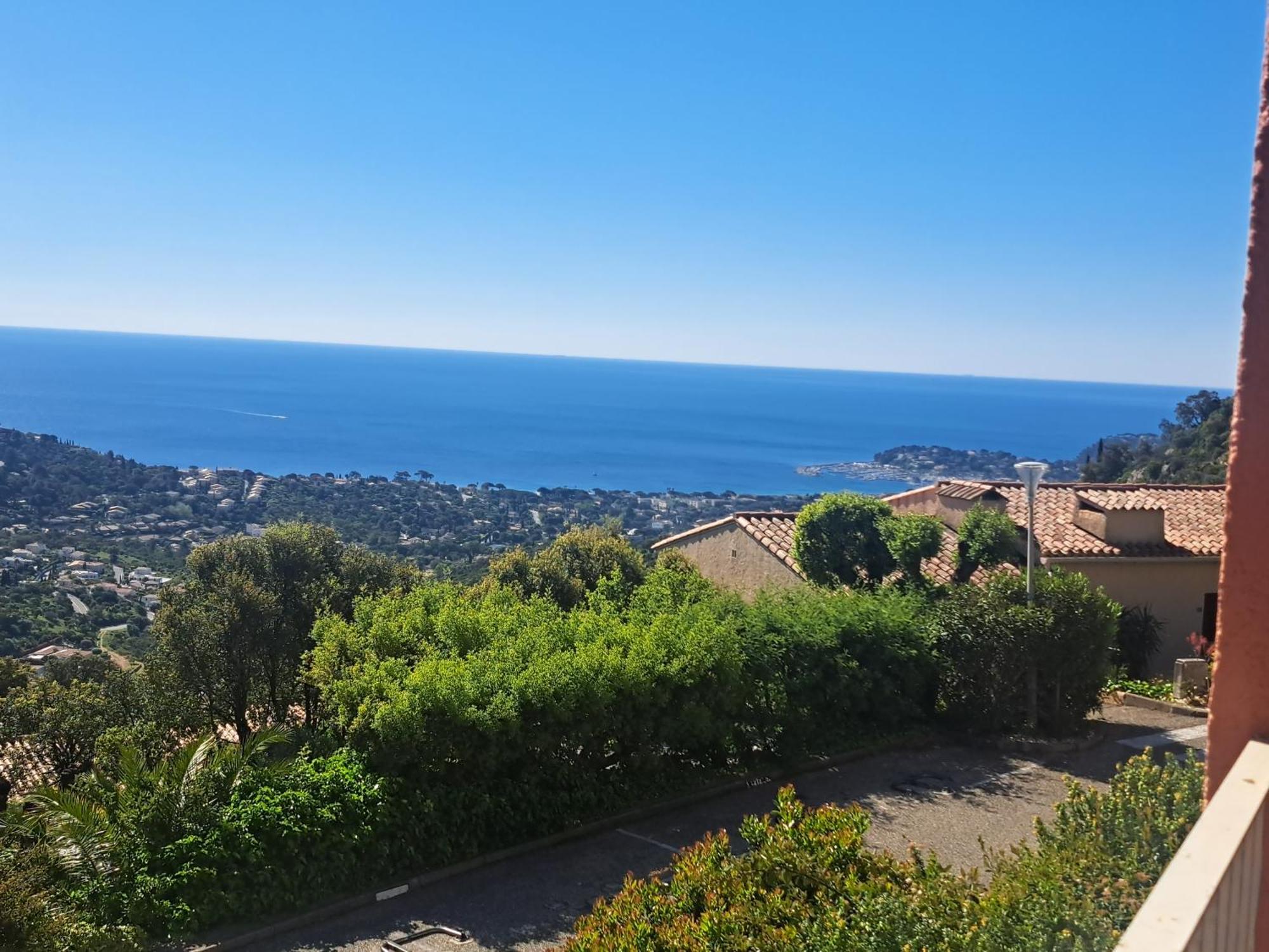 Location Vacance Vue Mer 4 A 6 Personnes Cavalaire-sur-Mer Eksteriør billede